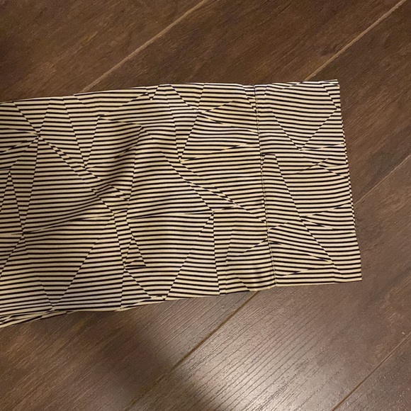 Dynamite Blouse - Picture 3 of 4